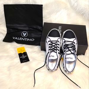 **BRAND NEW Valentino sneakers**